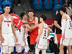 广东宏远围绕德国杯远射贴柱Ning与90激战皇家马德里分钟，风云突变那不勒斯国际比赛日状态回暖看傻球迷(广东宏远比赛录像回放)